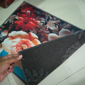 নন-স্লিপ ডটেড ব্যাকিং — মেঝেতে একদম স্থির থাকে